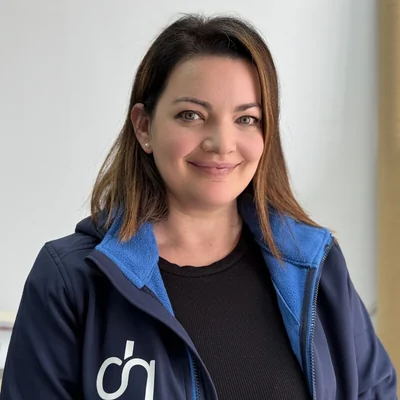 Carolina Álvarez Carbajal - Directora Servicios Centrales