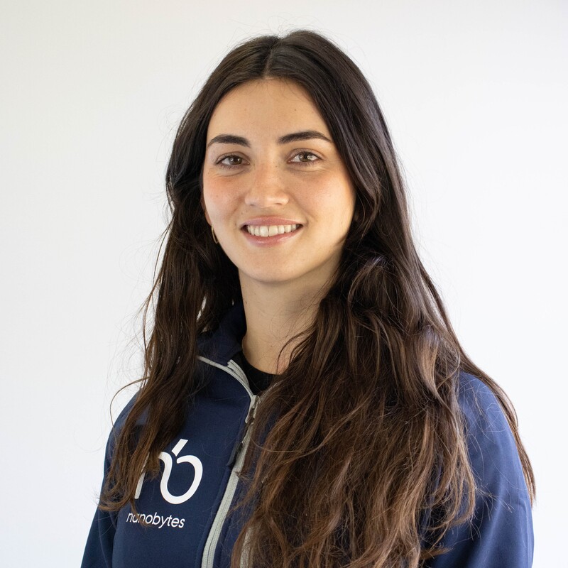 Alejandra Lloret Asenjo - Profesional de Ventas